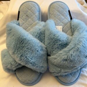 Womens MUK LUKS Original Blue Pilar Crisscross Slippers Size 10